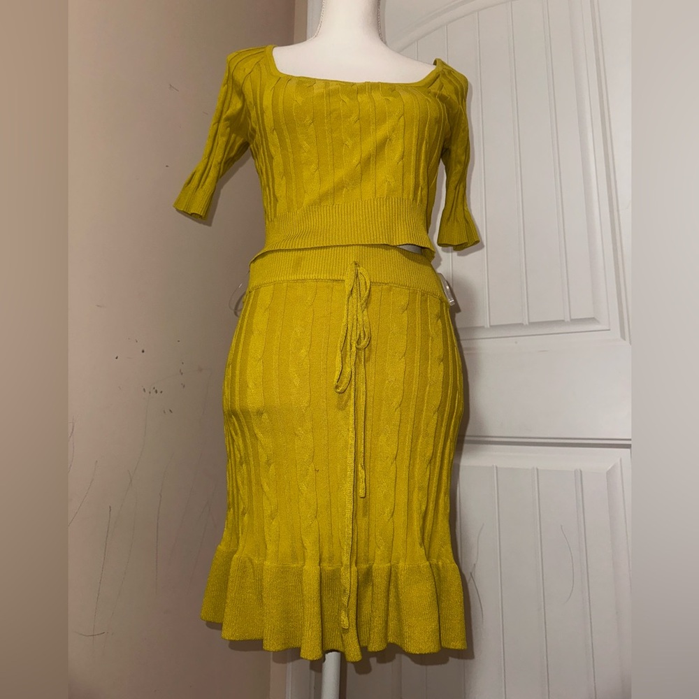 Cute Mustard Knit Mini Skirt Set